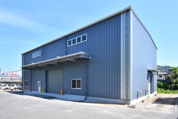 『yess建築 延べ床面積448㎡』