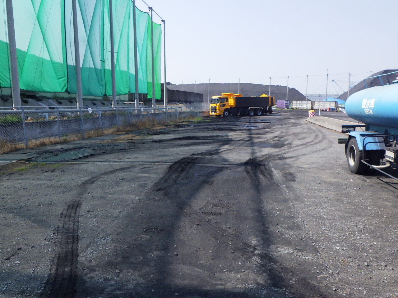 新たに侵入道路の設置を行う 着工前状況