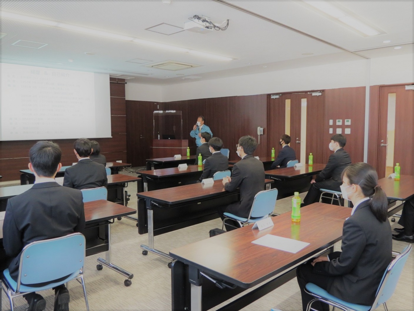 「2022年新入社員 その1」関連画像