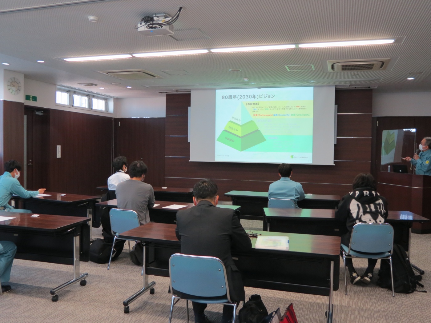 「社内研修」関連画像